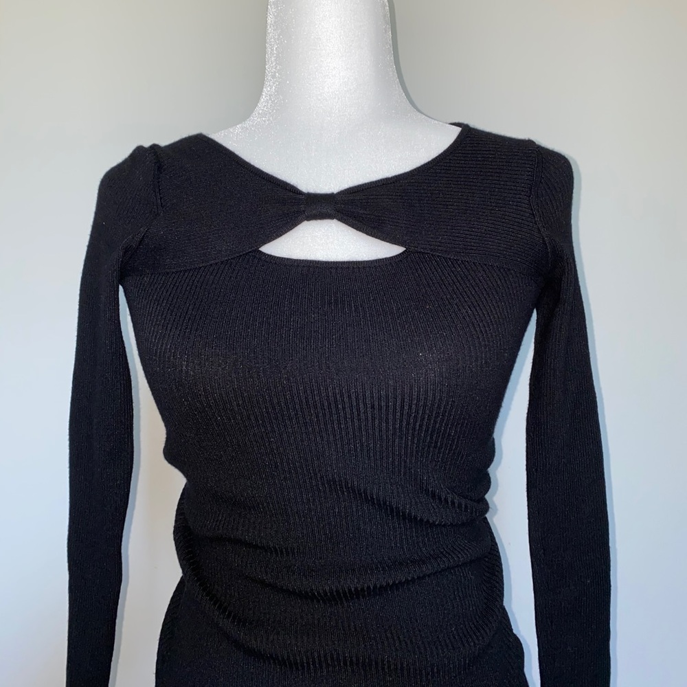 Women’s Open Chest Sweater